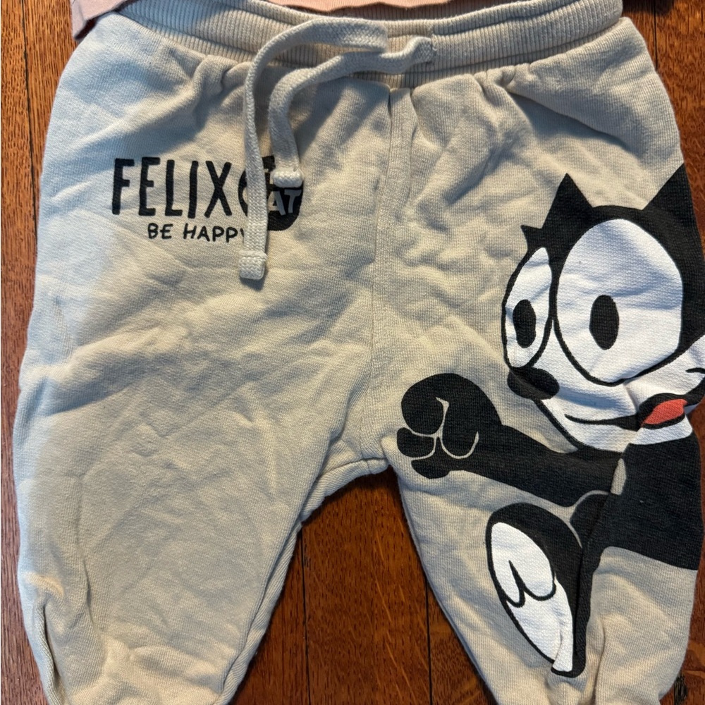 Zara Felix the Cat Outfit Set - Picture 4 of 6